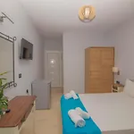 Akrotiri B&B
