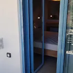 Akrotiri B&B