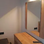 B&B Akrotiri