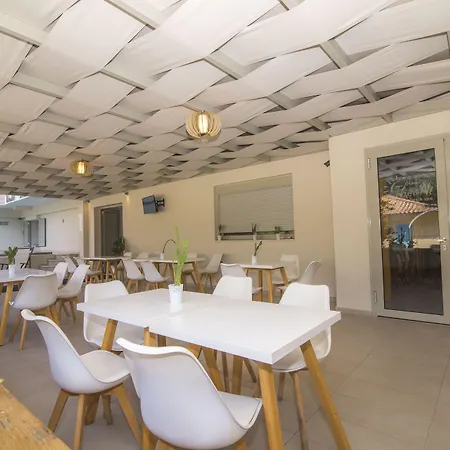 Akrotiri 3* Василики