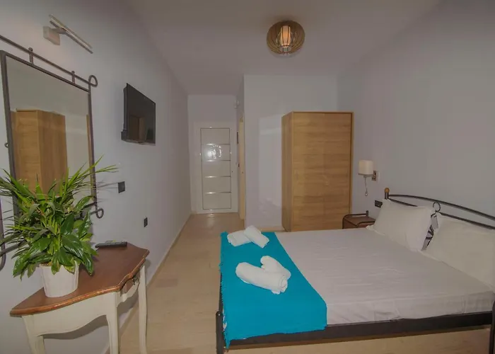 Bed & Breakfast Akrotiri 3*