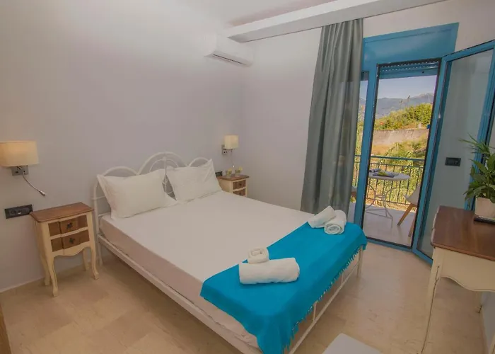 Bed and Breakfast Akrotiri 3*