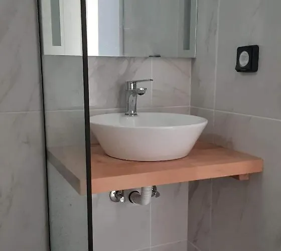 Akrotiri Bed and Breakfast Βασιλική