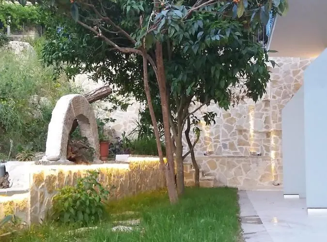 Akrotiri Bed & Breakfast Vasiliki